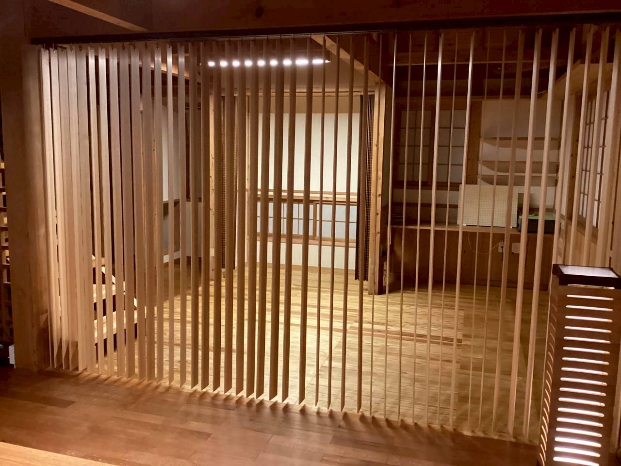 ブラインド